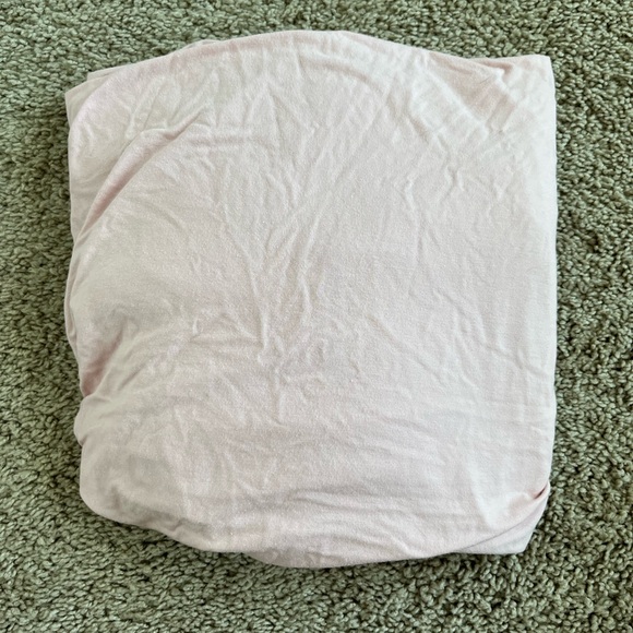 Caden Lane- solid fancy pink bamboo crib sheets - Picture 1 of 3